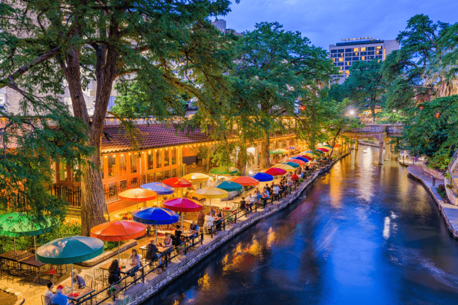 Senior Travel Destinations – San Antonio River Walk – MeetCaregivers