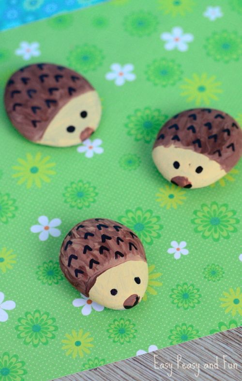 Summer Activities To Do With The Grandkids - Hedgehog Pet Rocks