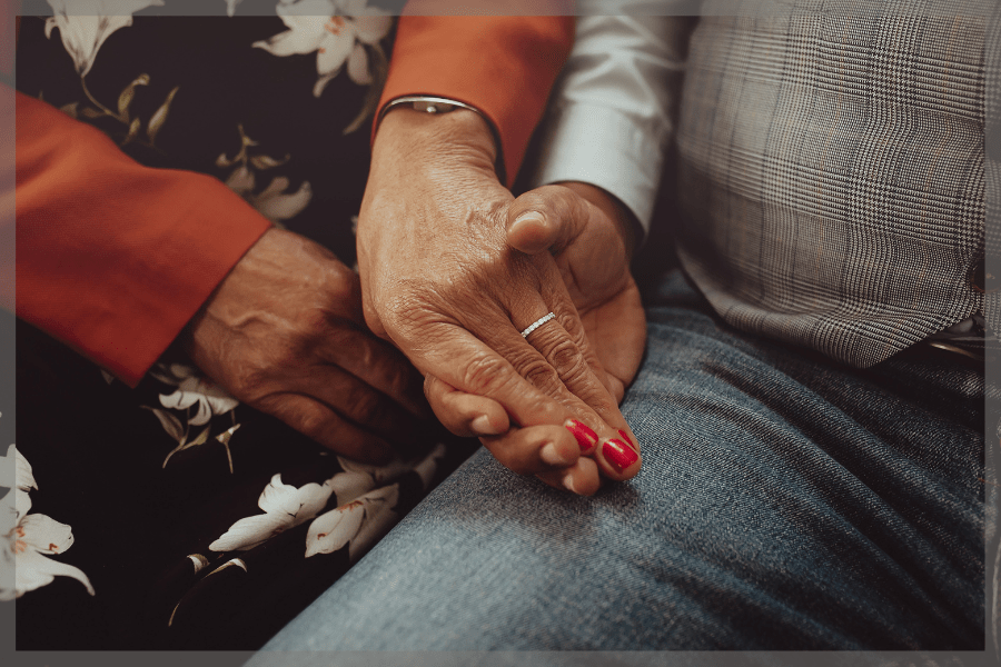 Senior dating - Older couple holding hands - MeetCaregivers