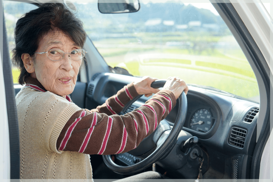 Home safety for dementia patients - Senior person driving - MeetCaregivers